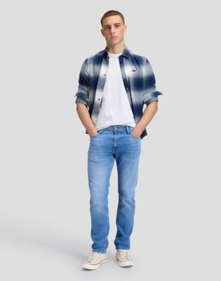 Rider Slim Medium Stretch Jean in Daydream Scene