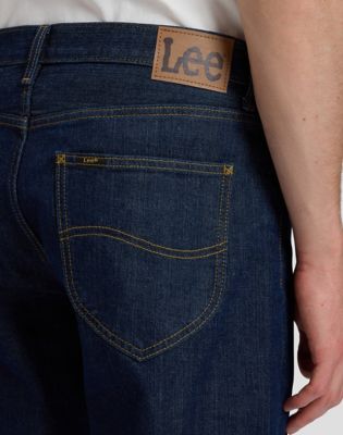 Owen Relaxed Tapered Jean in Brand Loyal
