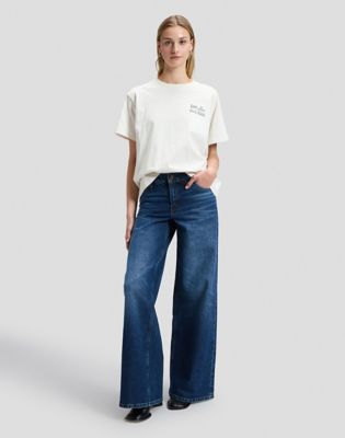 Blue Jeans Relaxed Tee in Ecru