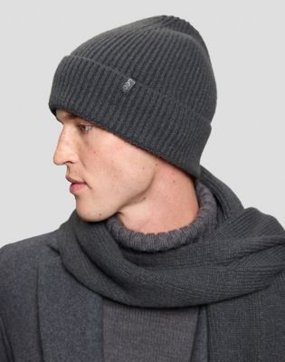 Christmas Pack Scarf & Beanie in Gray Pinstripe