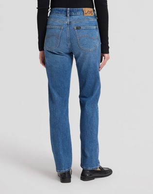 Carol High Rise Straight Jean in Lee Bridge