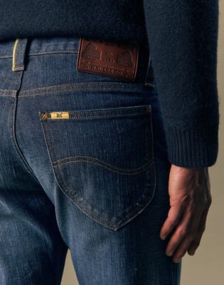 Gold Regular Tapered Jean in Golden Age