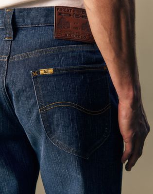 Gold Relaxed Tapered Jean in Gold Streak