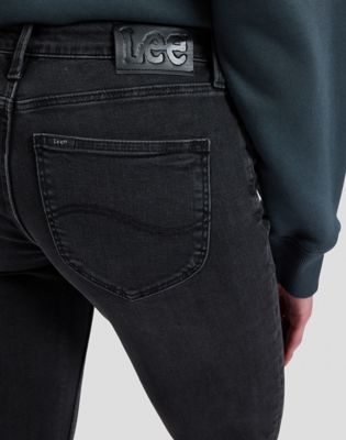 Marion Straight Jean in True To Black
