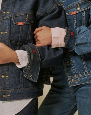 Lee X Marilyn Monroe Storm Rider Jacket in Mid Wash