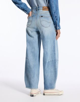 Barrel Jean in Tinted Light Shade