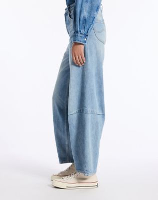 Barrel Jean in Tinted Light Shade