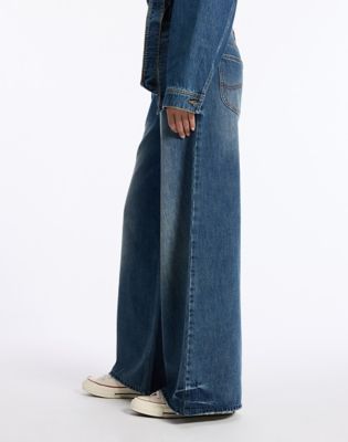 Extra Wide Jean in Mid Shade