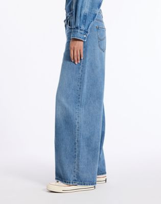 Slouchy Jean in Mid Shade