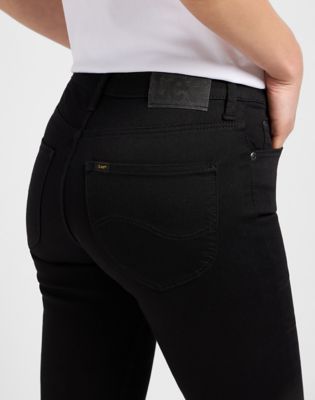 Elly in Black Rinse alternative view 4