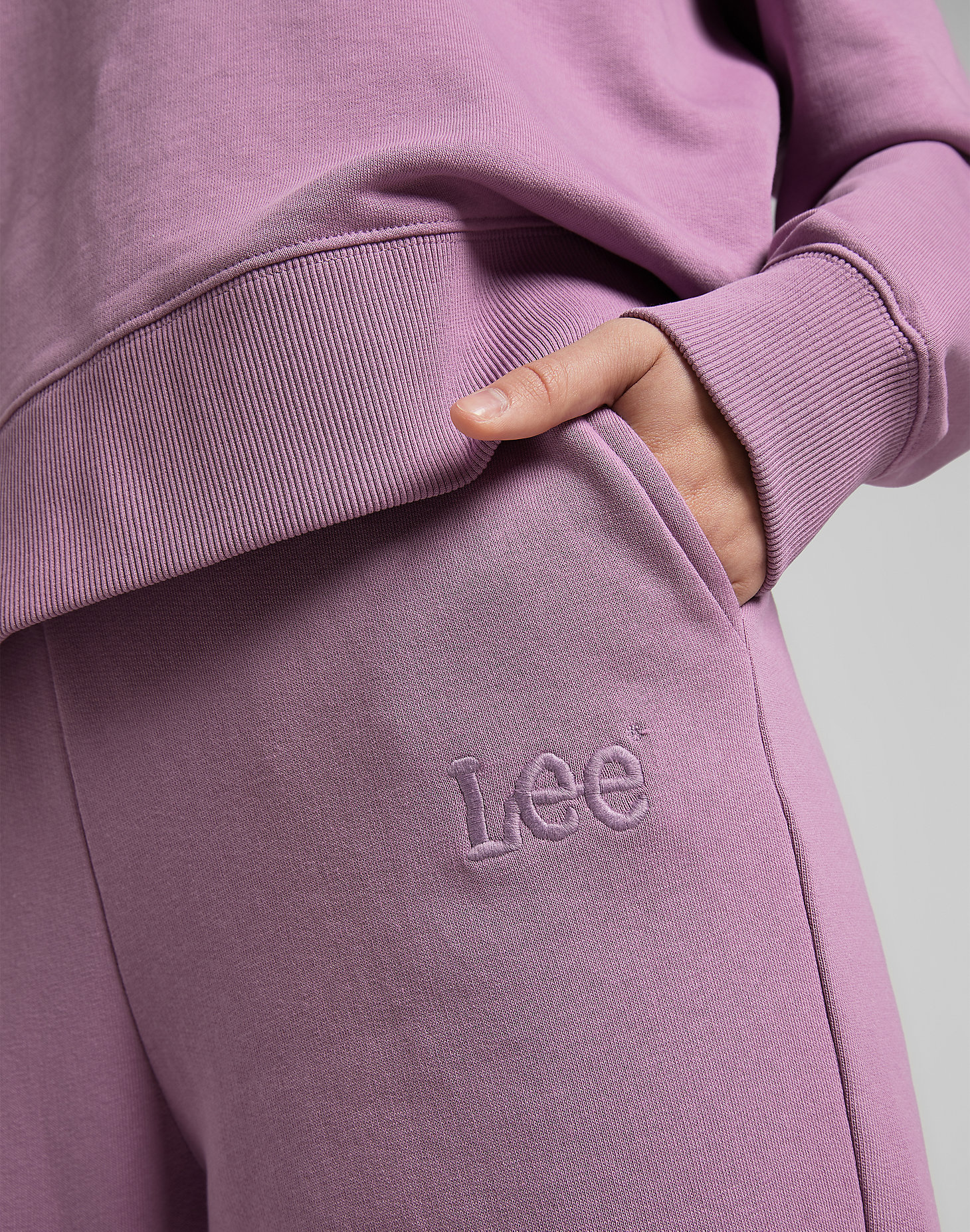 Relaxed Sweatpants in Plum main view