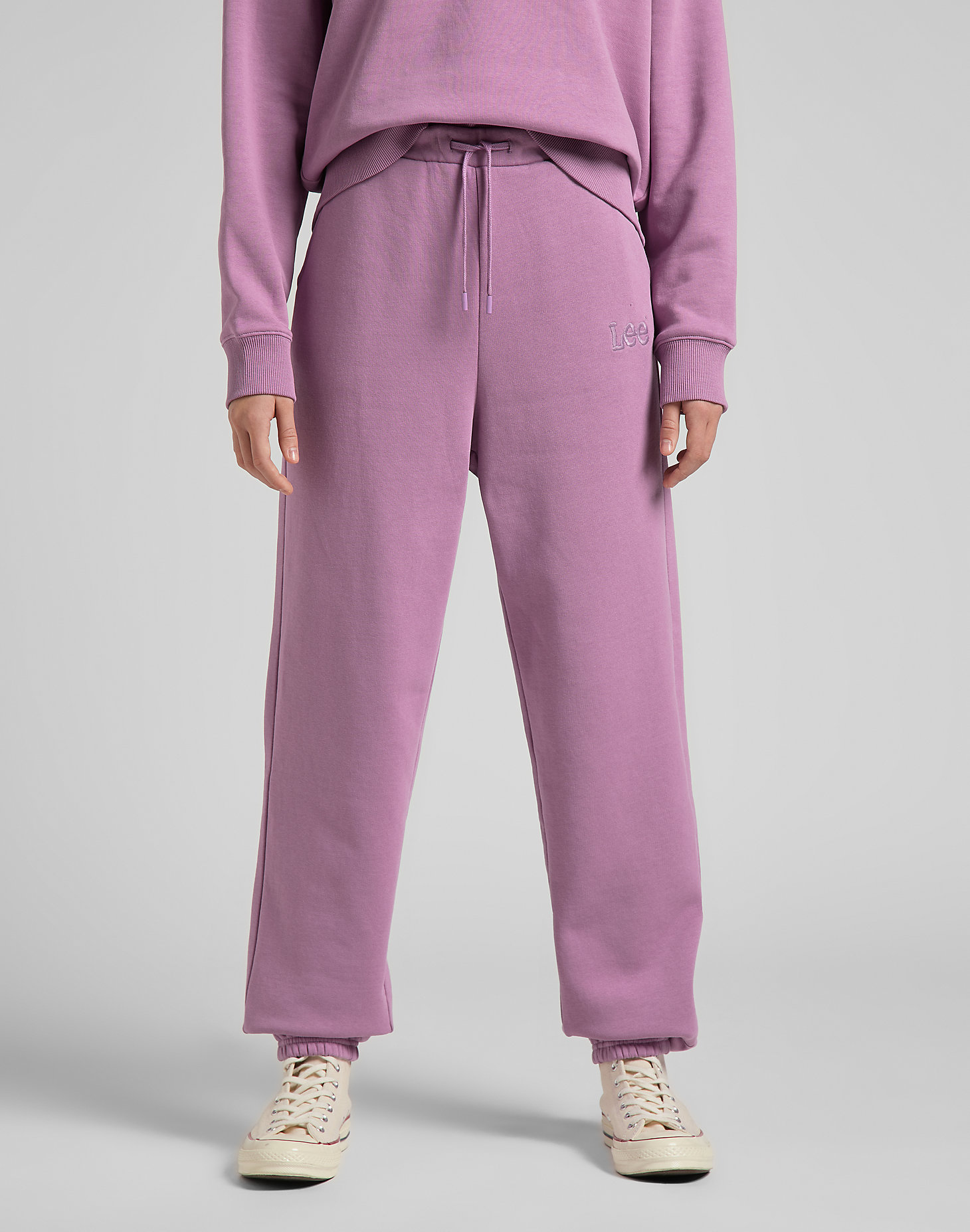 Relaxed Sweatpants in Plum alternative view 1
