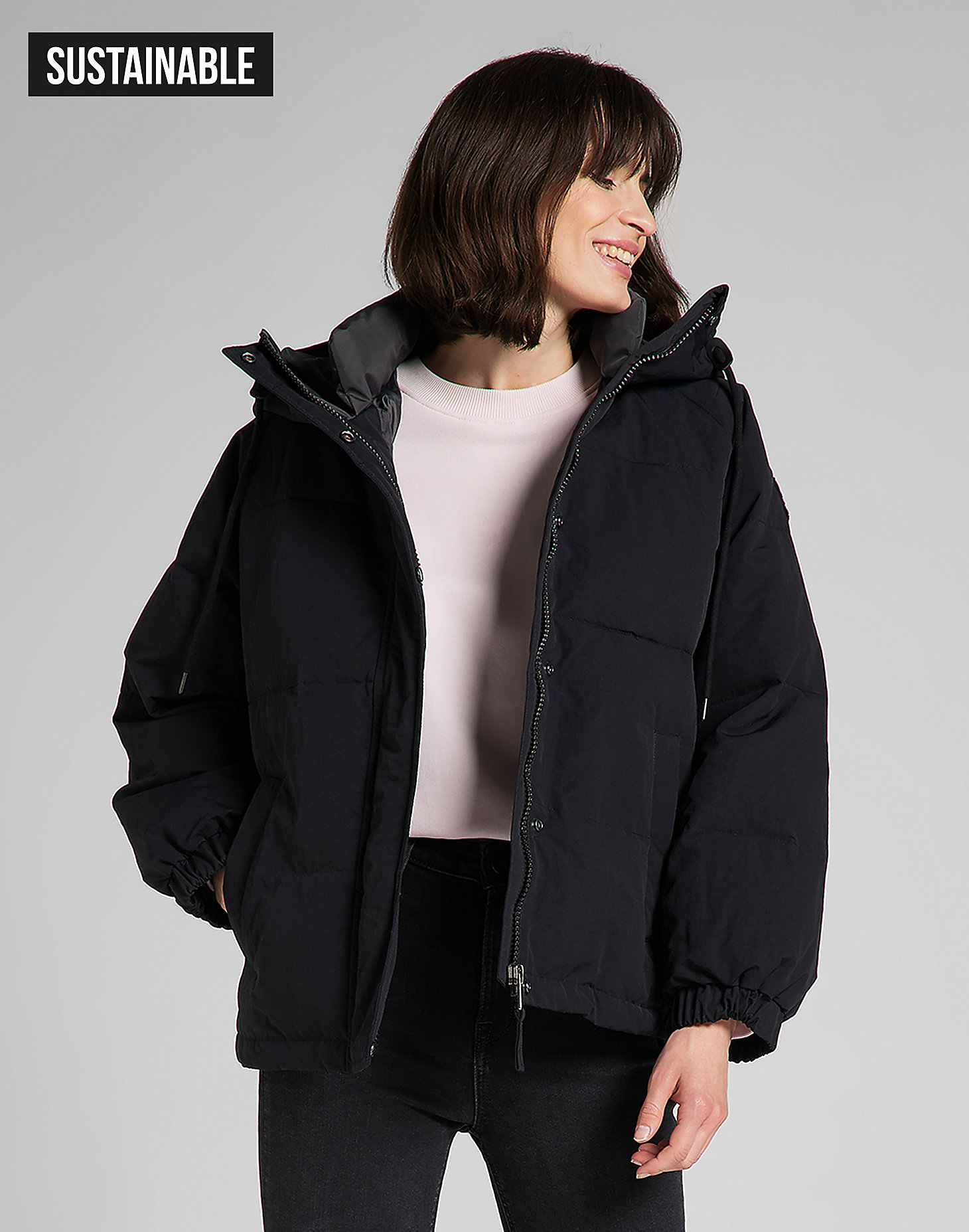Short Puffer Jacket in Black main view