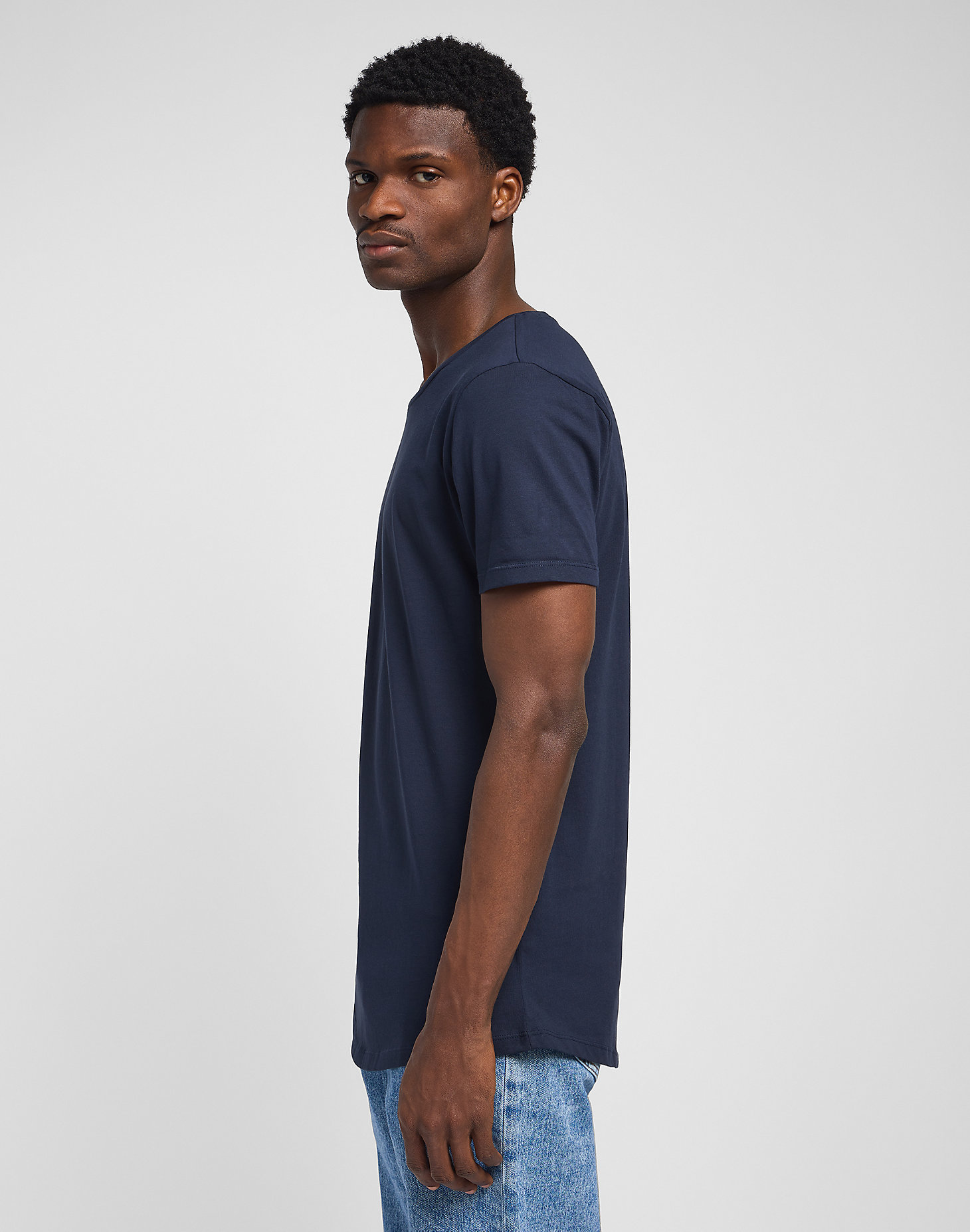 Shaped Tee in Sky Captain alternative view 3