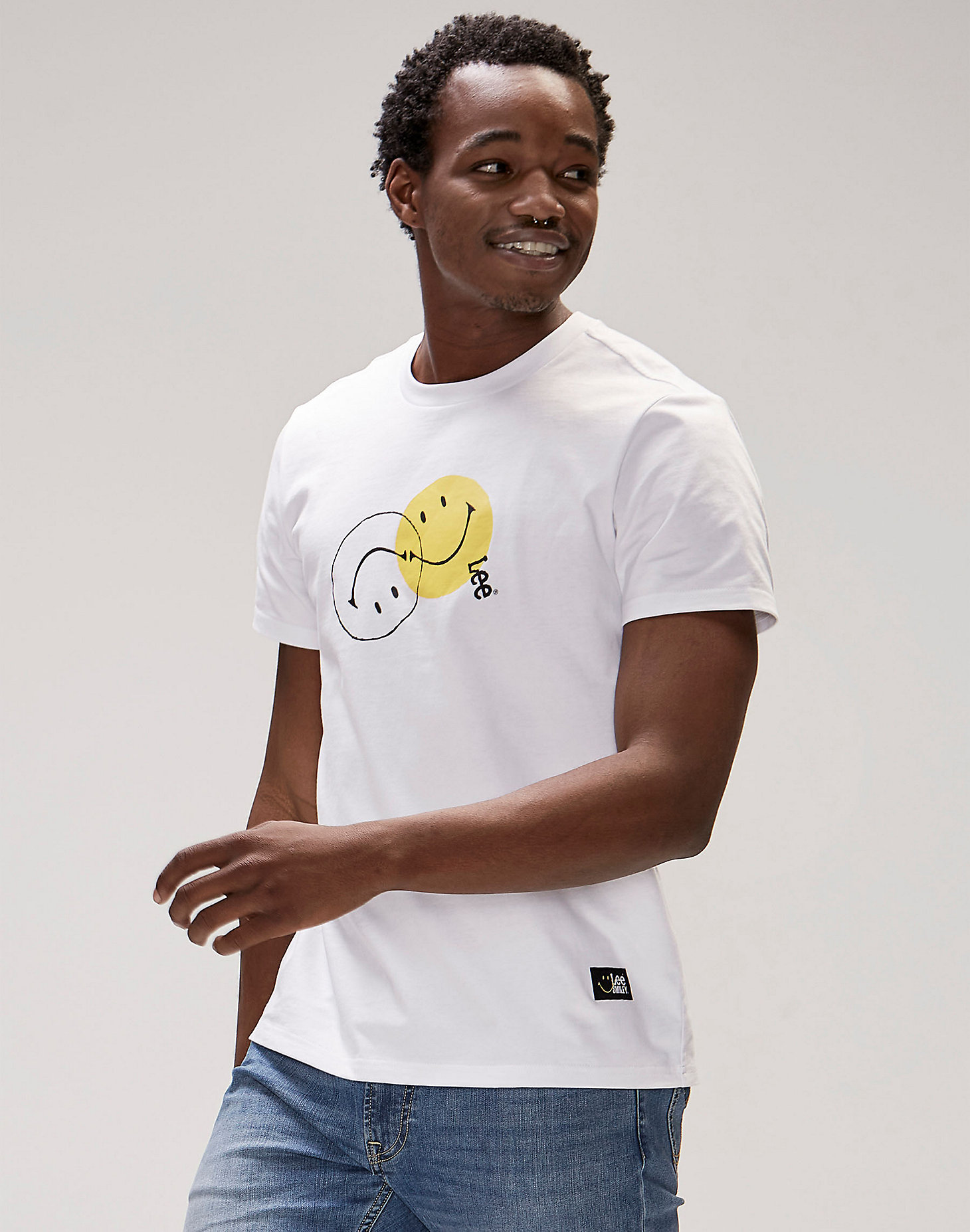 Men's Lee® X Smiley® Face Tee in White alternative view 5