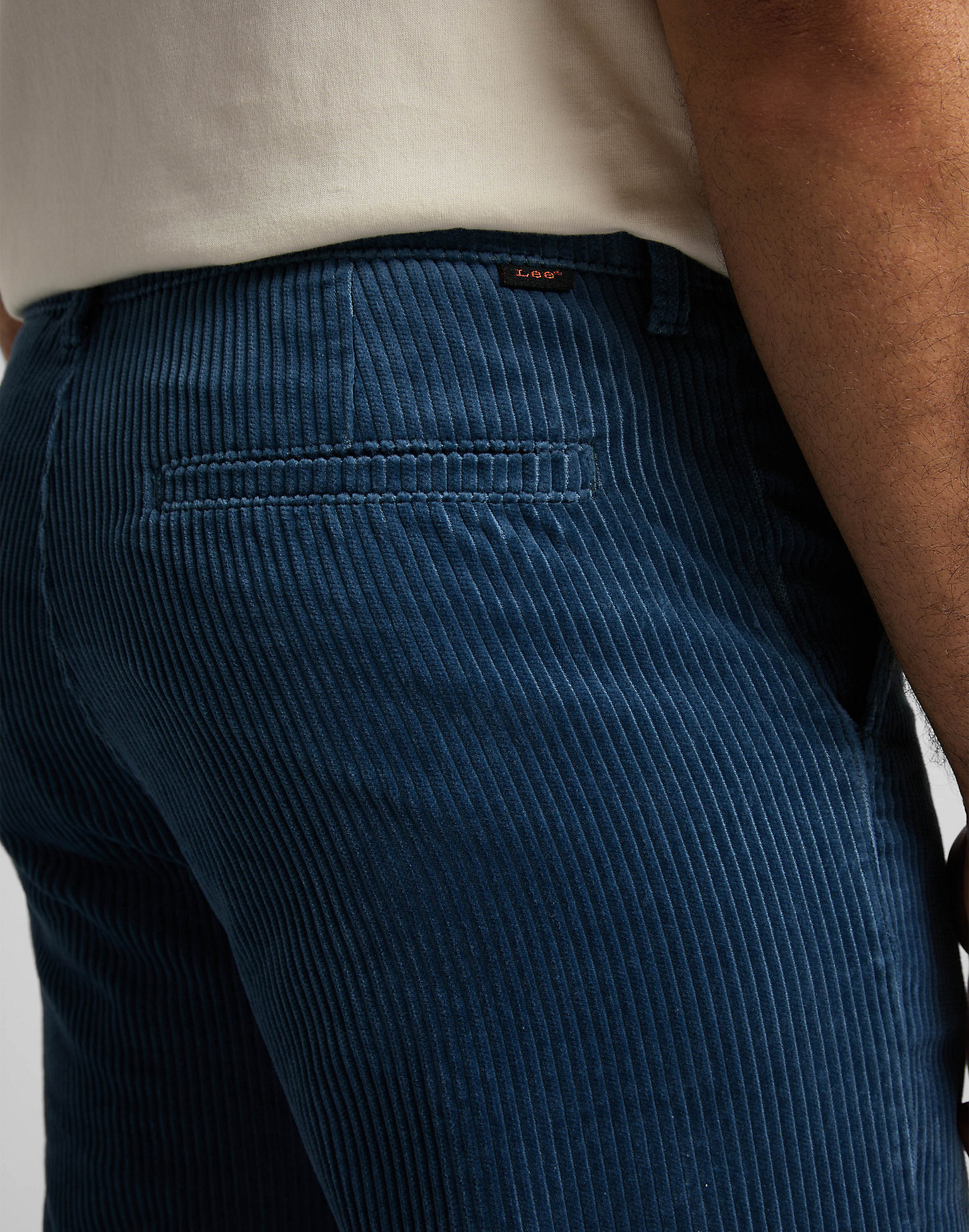 Relaxed Chino in Marine alternative view 4
