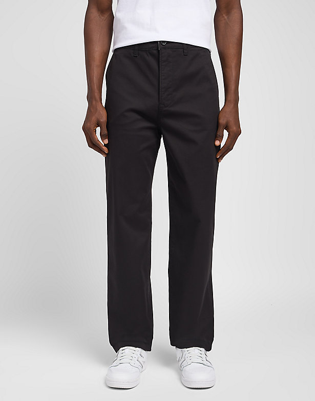 Relaxed Chino in Black