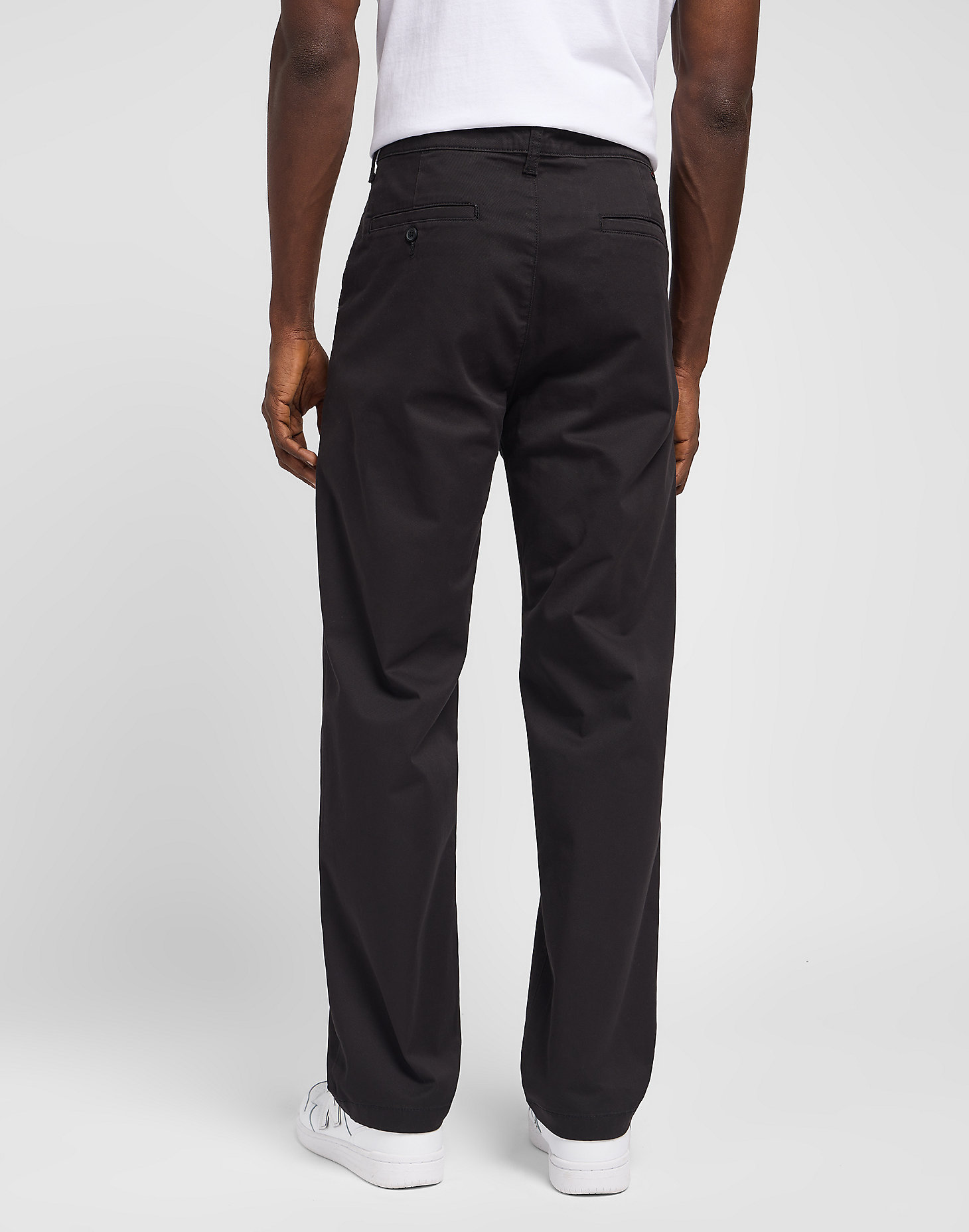 Relaxed Chino in Black alternative view 1