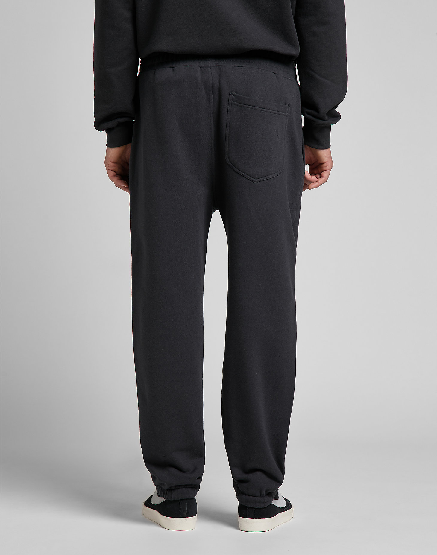 Sweat Pant in Washed Black alternative view 1