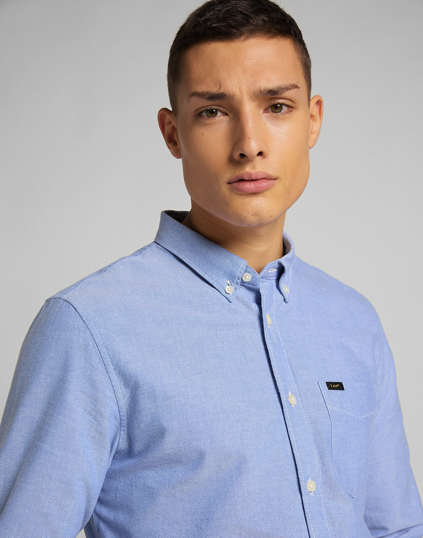 Button Down Shirt in Washed Blue alternative view 4