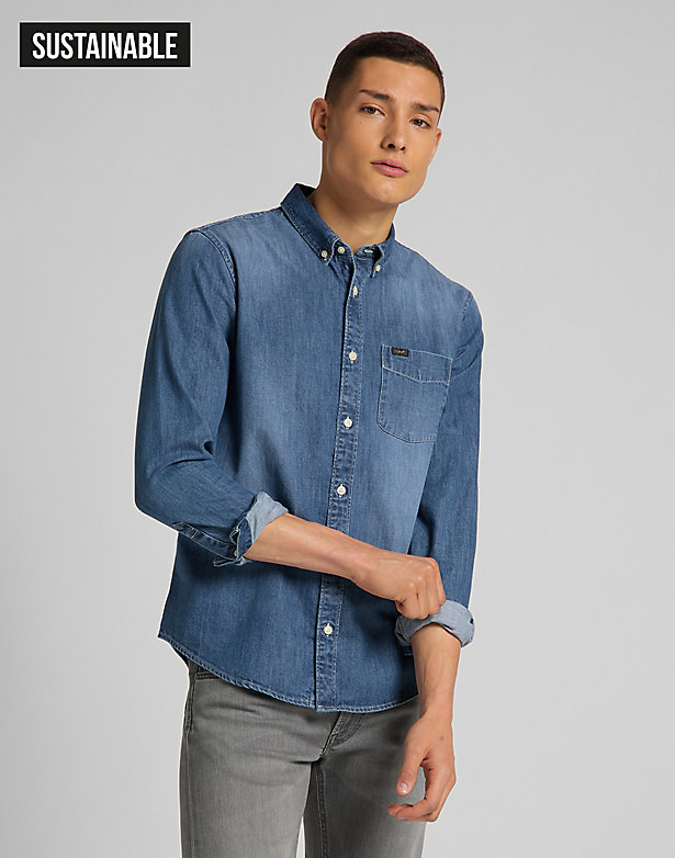Button Down Shirt in Tide Blue