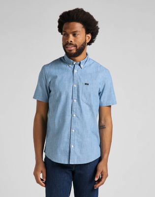 short sleeve shirt