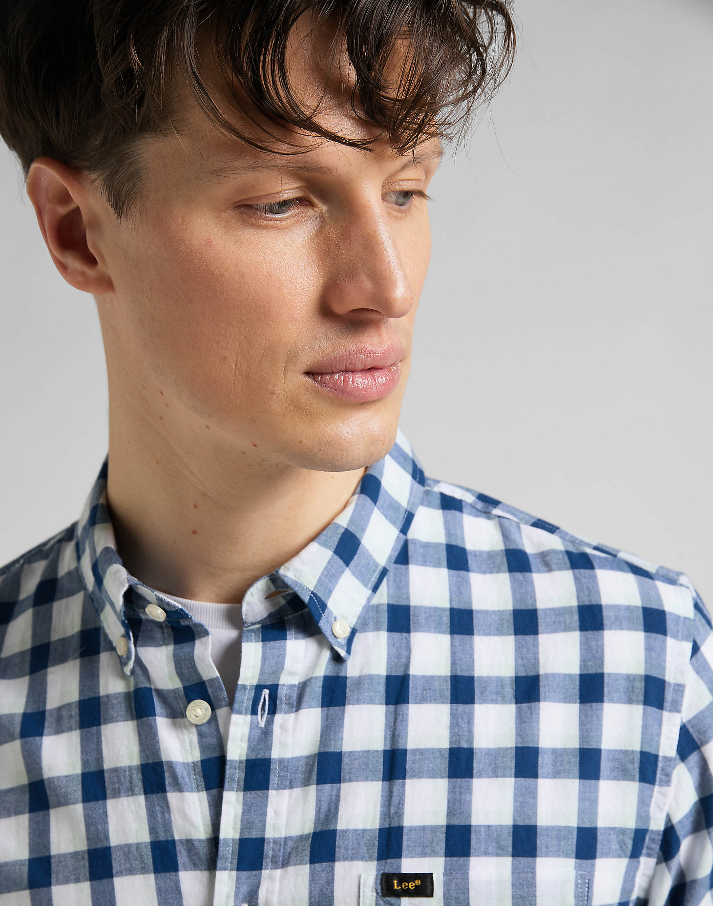 Short Sleeve Button Down Shirt in Washed Blue alternative view 4